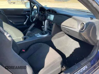 2017 Toyota 86 with VIN JF1ZNAA12H9705708, listed as a Copart auction lot 42773725 with 0 mi miles and Clean Title. Bid and sale history available at carsss.com. Image 5.