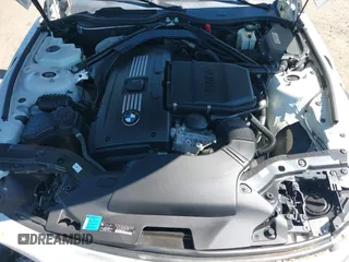 2011 BMW Z4 sDrive35i with VIN WBALM7C55BE383700, listed as a IAAI auction lot 41852272 with 101,562 mi miles. Bid and sale history available at carsss.com. Image 10.