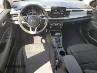 2022 Kia Rio S with VIN 3KPA24AD6NE474136, listed as a Copart auction lot 70765494 with 30,568 mi miles and Salvage Title. Bid and sale history available at DreamBid. Image 8.