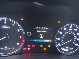 2015 Hyundai Genesis 3.8L z VIN KMHGN4JE5FU082290, wystawiony jako IAAI lot #42097746 z przebiegiem 116 079 mil mil oraz . Historia ofert i sprzedaży dostępna na DreamBid. Obrazek 16.