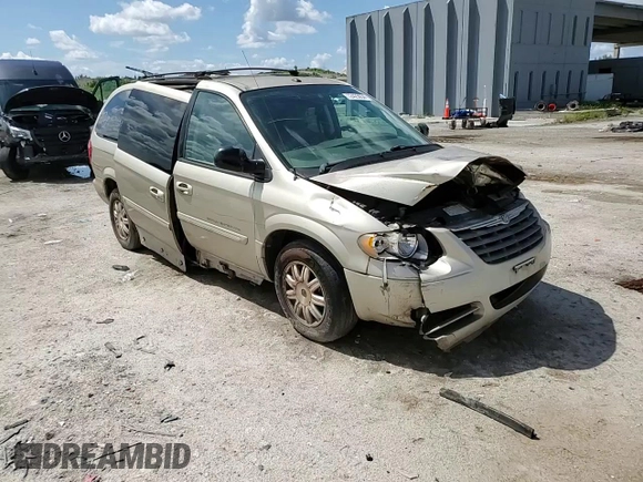 2006 Chrysler Town & Country LWB Touring with VIN 2A8GP54LX6R916753, listed as a Copart auction lot 84253744 with 204,621 mi miles and Non Repairable. Bid and sale history available at carsss.com. Image 11.