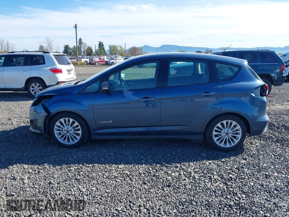 2018 Ford C-Max SE with VIN 1FADP5AU1JL105146, listed as a IAAI auction lot 41889132 with 45,054 mi miles. Bid and sale history available at carsss.com. Image 15.