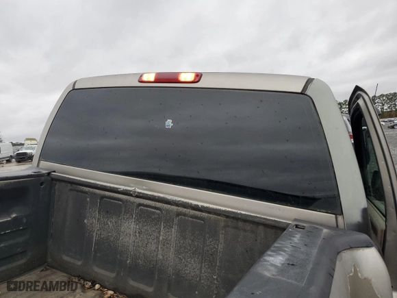 2001 Chevrolet Silverado 1500 LS with VIN 1GCEK14T21Z327524, listed as a Copart auction lot 84648054 with 0 mi miles and Salvage Title. Bid and sale history available at carsss.com. Image 10.