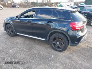 2015 Mercedes-Benz GLA 250 z VIN WDCTG4GBXFJ070528, wystawiony jako IAAI lot #41221799 z przebiegiem 83 443 mil mil oraz . Historia ofert i sprzedaży dostępna na DreamBid. Obrazek 3.