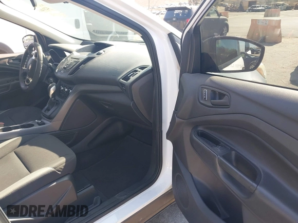 2015 Ford Escape S with VIN 1FMCU0F78FUA52768, listed as a IAAI auction lot 42146853 with 220,610 mi miles and . Bid and sale history available at DreamBid. Image 5.