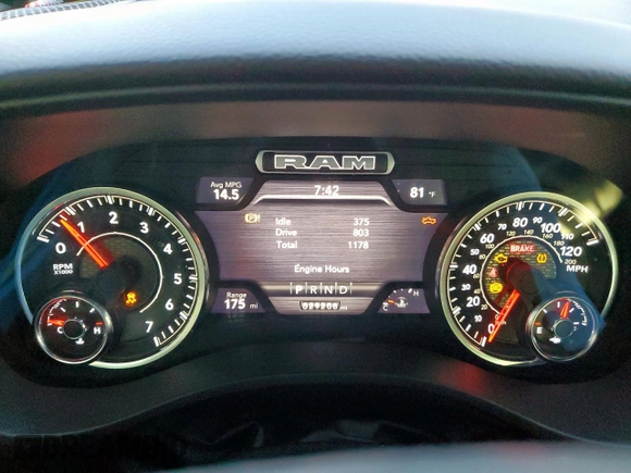 2023 Ram 1500 Big Horn with VIN 1C6SRFFT2PN666039, listed as a Copart auction lot 61458085 with 29,206 mi miles and Salvage title. Bid and sale history available at DreamBid. Image 9.