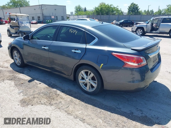 2013 Nissan Altima SV with VIN 1N4AL3AP5DC172950, listed as a IAAI auction lot 42574644 with 162,656 mi miles and . Bid and sale history available at DreamBid. Image 3.