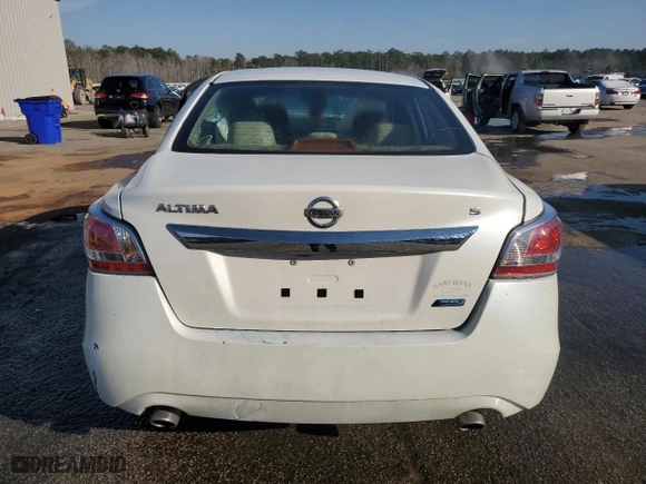 2014 Nissan Altima 2.5 S with VIN 1N4AL3APXEC184657, listed as a Copart auction lot 46947955 with 235,618 mi miles and Salvage Title. Bid and sale history available at carsss.com. Image 6.