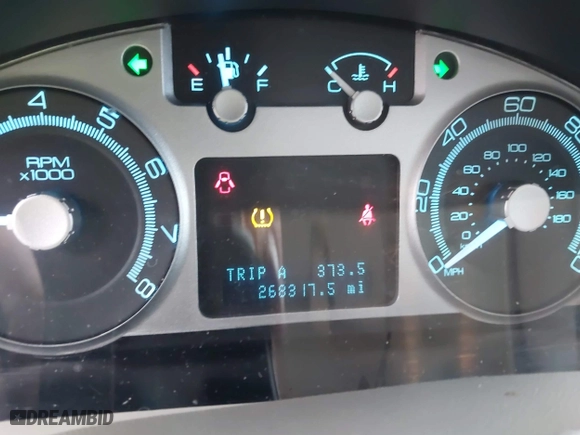 2010 Mercury Mariner with VIN 4M2CN8B78AKJ05229, listed as a IAAI auction lot 41217230 with 268,317 mi miles. Bid and sale history available at carsss.com. Image 7.
