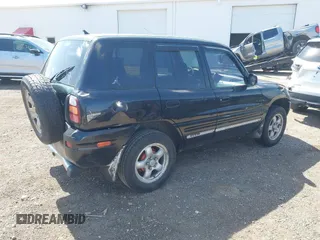 1999 Toyota RAV4 with VIN JT3GP10V9X7058089, listed as a IAAI auction lot 42040497 with 189,779 mi miles and . Bid and sale history available at DreamBid. Image 4.