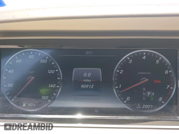 2015 Mercedes-Benz S 550 z VIN WDDUG8CB9FA171282, wystawiony jako IAAI lot #42096577 z przebiegiem 90 912 mil mil oraz . Historia ofert i sprzedaży dostępna na DreamBid. Obrazek 7.