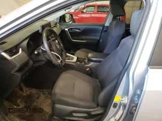 2019 Toyota RAV4 Hybrid XLE with VIN 2T3RWRFV2KW032119, listed as a Copart auction lot 49328235 with 135,235 mi miles and Salvage Title. Bid and sale history available at carsss.com. Image 7.