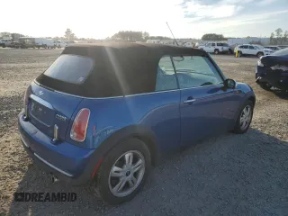 2006 MINI Convertible with VIN WMWRF33566TF65150, listed as a Copart auction lot 88430265 with 185,184 mi miles and Clean title. Bid and sale history available at DreamBid. Image 3.