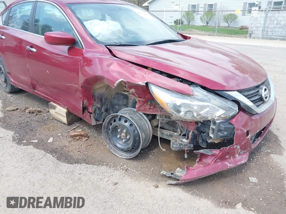 2018 Nissan Altima SV with VIN 1N4AL3APXJC246066, listed as a IAAI auction lot 42062713 with 134,644 mi miles and . Bid and sale history available at carsss.com. Image 6.