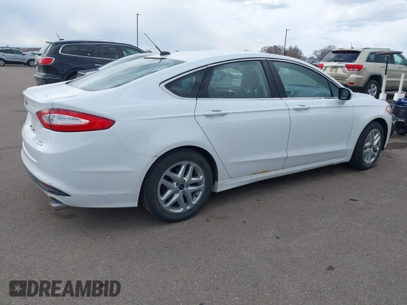 2014 Ford Fusion SE with VIN 1FA6P0HDXE5382549, listed as a IAAI auction lot 41878304 with 232,000 mi miles. Bid and sale history available at carsss.com. Image 4.