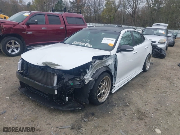 2018 Kia Optima S with VIN 5XXGT4L32JG241187, listed as a IAAI auction lot 41869628 with 88,038 mi miles. Bid and sale history available at carsss.com. Image 6.