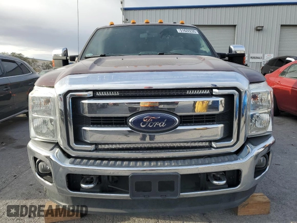 2015 Ford F-350 Platinum z VIN 1FT8W3BT0FEB61101, wystawiony jako Copart lot #51622235 z przebiegiem 110 570 mil mil oraz Szkoda całkowita • Salvage title. Historia ofert i sprzedaży dostępna na DreamBid. Obrazek 5.