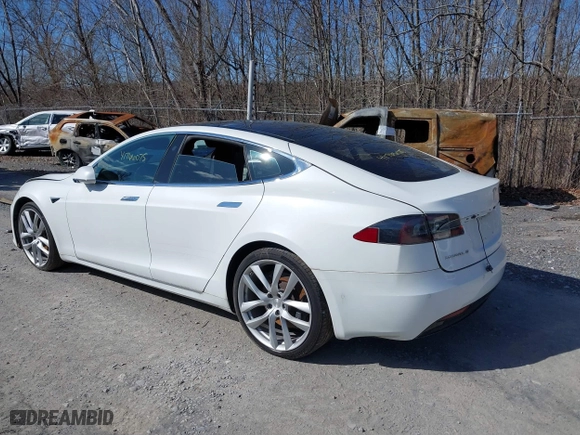 2016 Tesla Model S 90D with VIN 5YJSA1E2XGF171288, listed as a IAAI auction lot 41766075 with 112,927 mi miles. Bid and sale history available at carsss.com. Image 3.