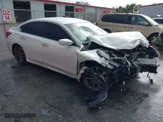 2018 Nissan Altima 2.5 SV with VIN 1N4AL3AP6JC222394, listed as a IAAI auction lot 41769208 with 66,691 mi miles. Bid and sale history available at carsss.com. Image 1.