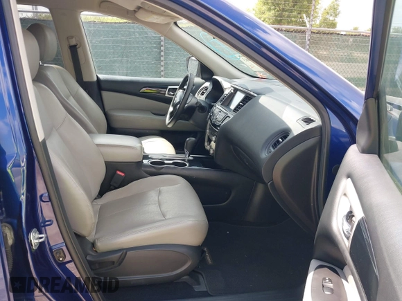 2017 Nissan Pathfinder Platinum with VIN 5N1DR2MN5HC632149, listed as a IAAI auction lot 42724463 with 132,827 mi miles and . Bid and sale history available at DreamBid. Image 5.