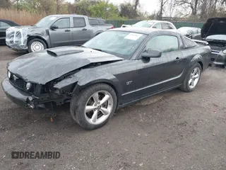 2008 Ford Mustang GT Deluxe with VIN 1ZVHT82HX85117723, listed as a IAAI auction lot 42015967 with 120,406 mi miles and . Bid and sale history available at carsss.com. Image 19.