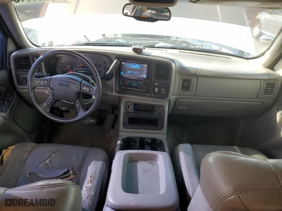 2004 GMC Sierra 1500 SLT with VIN 1GTEK19TX4E376829, listed as a Copart auction lot 45041115 with 246,952 mi miles and Salvage Title. Bid and sale history available at carsss.com. Image 8.