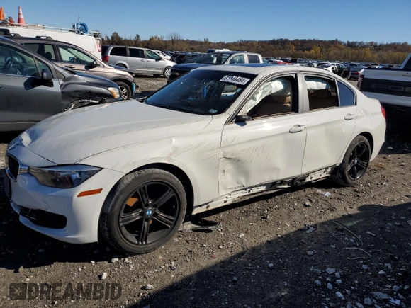2014 BMW 3 Series 328i xDrive with VIN WBA3B3C52EJ981592, listed as a Copart auction lot 81145484 with 86,247 mi miles and Salvage Title. Bid and sale history available at carsss.com. Image 1.