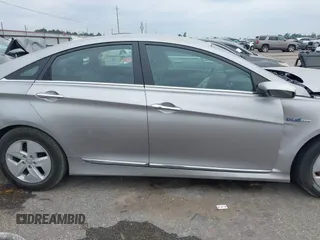 2012 Hyundai Sonata Hybrid with VIN KMHEC4A45CA054605, listed as a IAAI auction lot 42045509 with 188,852 mi miles and . Bid and sale history available at DreamBid. Image 12.