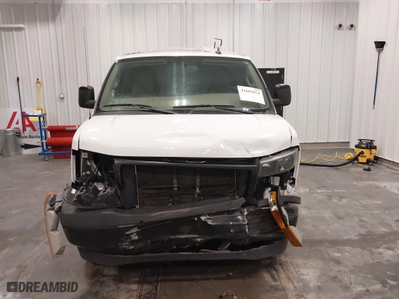 2019 GMC Savana Cargo Van with VIN 1GTW7AFG2K1300474, listed as a IAAI auction lot 41601074 with 85,158 mi miles. Bid and sale history available at carsss.com. Image 12.