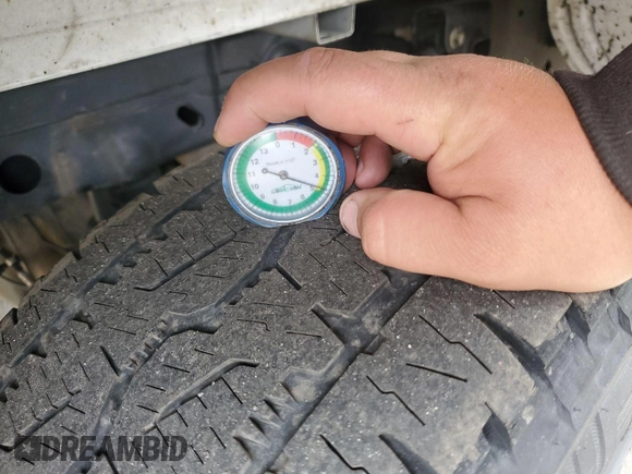 2020 Ford F-150 XL с VIN 1FTFX1E47LKD53514, выставлен на аукционе IAAI как лот 42801195 с пробегом 152 622 миль миль и . История ставок и продаж доступна на DreamBid. Изображение 26.