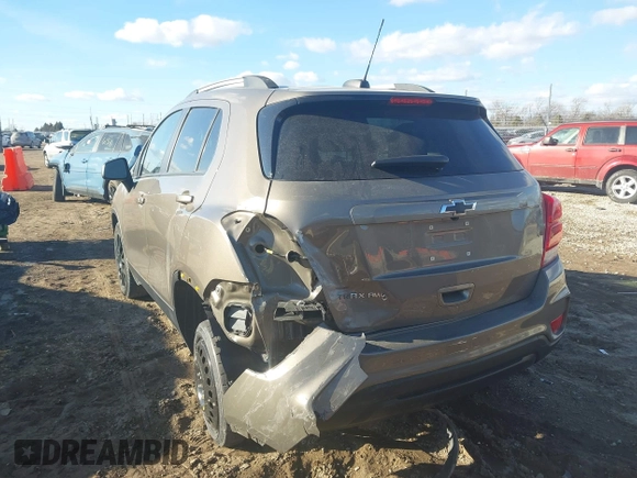 2022 Chevrolet Trax LT with VIN KL7CJPSM2NB530904, listed as a IAAI auction lot 41450539 with 41,280 mi miles. Bid and sale history available at carsss.com. Image 3.