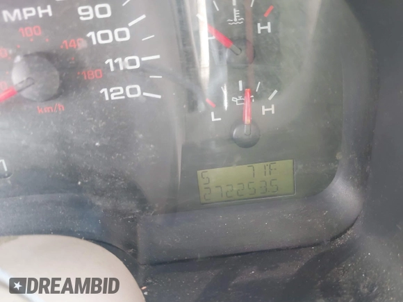 2004 Ford F-150 XLT with VIN 1FTRX12534KC29493, listed as a IAAI auction lot 41470710 with 272,253 mi miles. Bid and sale history available at carsss.com. Image 15.