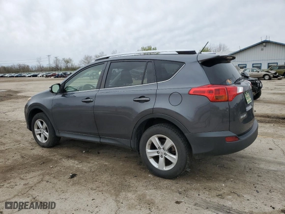 2013 Toyota RAV4 XLE with VIN JTMRFREVXDD015103, listed as a Copart auction lot 51868385 with 215,108 mi miles and Clean Title. Bid and sale history available at carsss.com. Image 2.