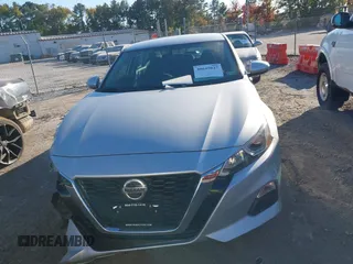 2020 Nissan Altima S with VIN 1N4BL4BV0LC252680, listed as a IAAI auction lot 40645027 with 93,171 mi miles and . Bid and sale history available at DreamBid. Image 12.