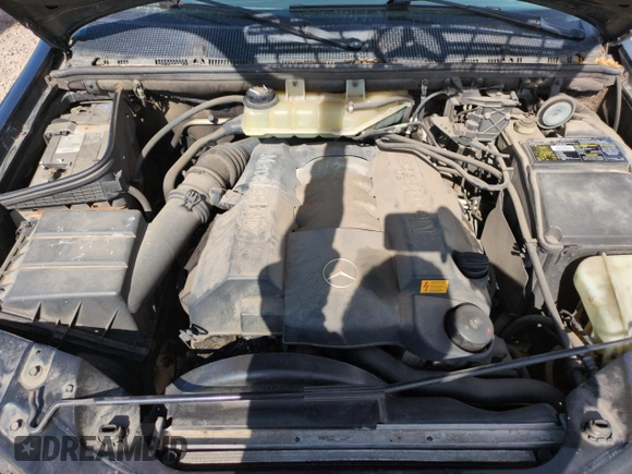 1999 Mercedes-Benz M 320/430/500 z VIN 4JGAB72E7XA094491, wystawiony jako Copart lot #57490025 z przebiegiem 194 406 mil mil oraz Szkoda całkowita • Salvage title. Historia ofert i sprzedaży dostępna na DreamBid. Obrazek 11.