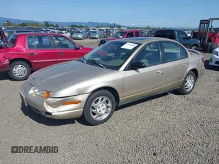 2000 Saturn SL с VIN 1G8ZK5277YZ178949, выставлен на аукционе IAAI как лот 42153880 с пробегом 105 203 миль миль и . История ставок и продаж доступна на DreamBid. Изображение 2.