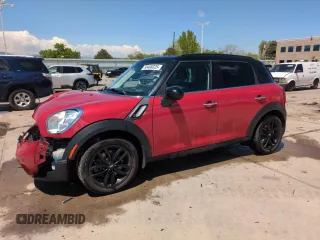 2015 MINI Countryman S z VIN WMWZC3C58FWT06695, wystawiony jako Copart lot #56408325 z przebiegiem 99 673 mil mil oraz Szkoda całkowita • Salvage title. Historia ofert i sprzedaży dostępna na DreamBid. Obrazek 1.