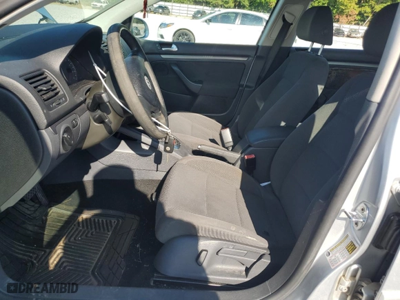 2007 Volkswagen Rabbit with VIN WVWDR71K47W067112, listed as a Copart auction lot 79752304 with 209,479 mi miles and Non Repairable. Bid and sale history available at carsss.com. Image 7.