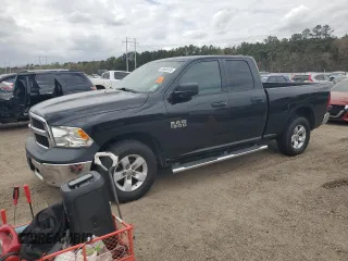 2018 Ram 1500 Tradesman z VIN 1C6RR6FGXJS299563, wystawiony jako Copart lot #49690135 z przebiegiem Nie podano mil oraz Szkoda całkowita • Salvage title. Historia ofert i sprzedaży dostępna na DreamBid. Obrazek 1.