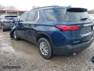 2023 Chevrolet Traverse LT Cloth with VIN 1GNERGKW6PJ300269, listed as a IAAI auction lot 41491965 with 39,052 mi miles. Bid and sale history available at carsss.com. Image 3.