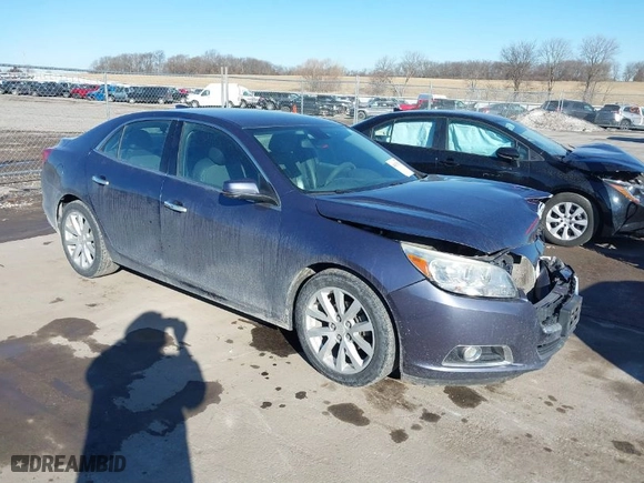 2015 Chevrolet Malibu LT with VIN 1G11D5SL0FF208469, listed as a IAAI auction lot 41673121 with 169,146 mi miles. Bid and sale history available at carsss.com. Image 1.