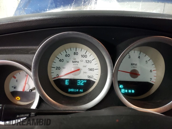 2006 Dodge Magnum R/T z VIN 2D4GV57216H293287, wystawiony jako Copart lot #83601344 z przebiegiem 249 114 mil mil oraz Szkody całkowita. Historia ofert i sprzedaży dostępna na DreamBid. Obrazek 9.