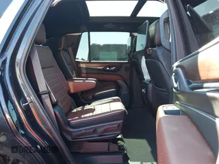 2023 GMC Yukon Denali Ultimate with VIN 1GKS2EKL6PR316634, listed as a IAAI auction lot 41366923 with 30,418 mi miles. Bid and sale history available at carsss.com. Image 8.