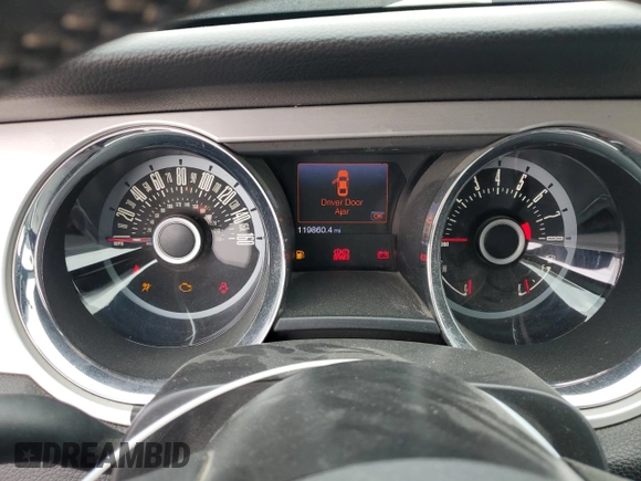 2013 Ford Mustang GT with VIN 1ZVBP8CF2D5253734, listed as a Copart auction lot 61094075 with 119,860 mi miles and Salvage title. Bid and sale history available at DreamBid. Image 9.