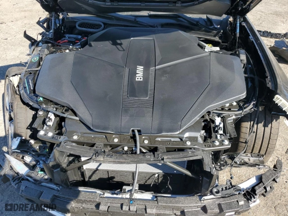 2024 BMW i7 xDrive60 with VIN WBY53EJ0XRCS76320, listed as a Copart auction lot 74837954 with 1557 miles and Salvage Title. Bid and sale history available at carsss.com. Image 11.