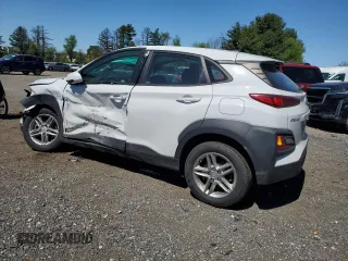 2021 Hyundai Kona SE z VIN KM8K1CAA7MU659637, wystawiony jako Copart lot #54394795 z przebiegiem 90 366 mil mil oraz Szkody całkowita. Historia ofert i sprzedaży dostępna na DreamBid. Obrazek 2.