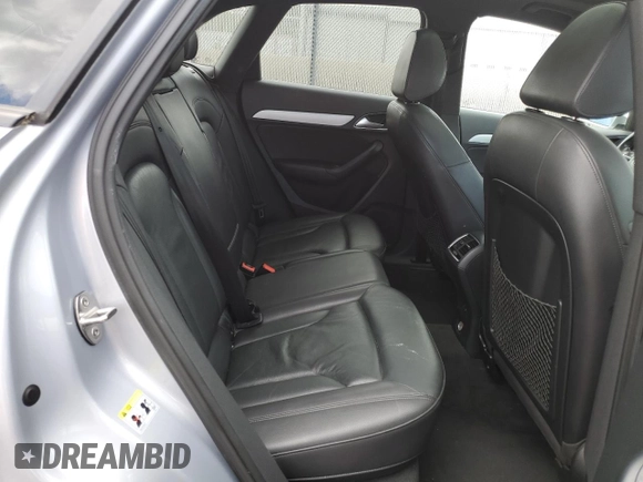 2017 Audi Q3 Premium z VIN WA1BCCFS2HR014929, wystawiony jako Copart lot #58276585 z przebiegiem 109 065 mil mil oraz Tytuł czysty. Historia ofert i sprzedaży dostępna na DreamBid. Obrazek 10.