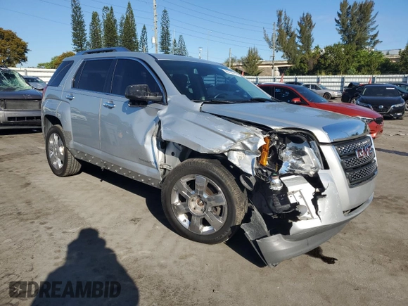 2012 GMC Terrain SLT-2 with VIN 2GKFLWE56C6262601, listed as a Copart auction lot 46426765 with 140,368 mi miles and Salvage Title. Bid and sale history available at carsss.com. Image 4.