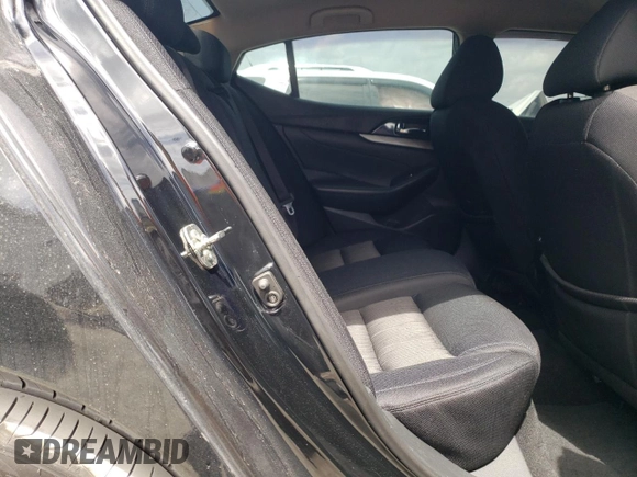 2016 Nissan Maxima Platinum with VIN 1N4AA6AP2GC429414, listed as a Copart auction lot 60071805 with 87,122 mi miles and Non repairable. Bid and sale history available at DreamBid. Image 10.