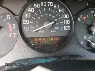 2003 Buick Regal LS z VIN 2G4WB52K731204296, wystawiony jako Copart lot #87827095 z przebiegiem 193 659 mil mil oraz Szkoda całkowita • Salvage title. Historia ofert i sprzedaży dostępna na DreamBid. Obrazek 9.